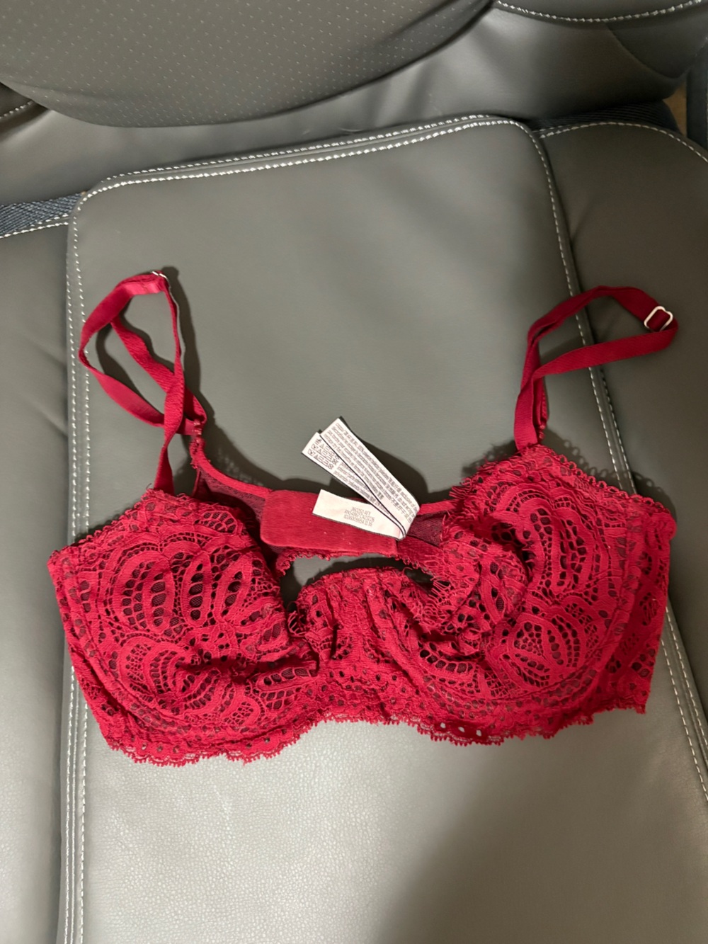 Victoria's Secret Red Lace Underwire Bra